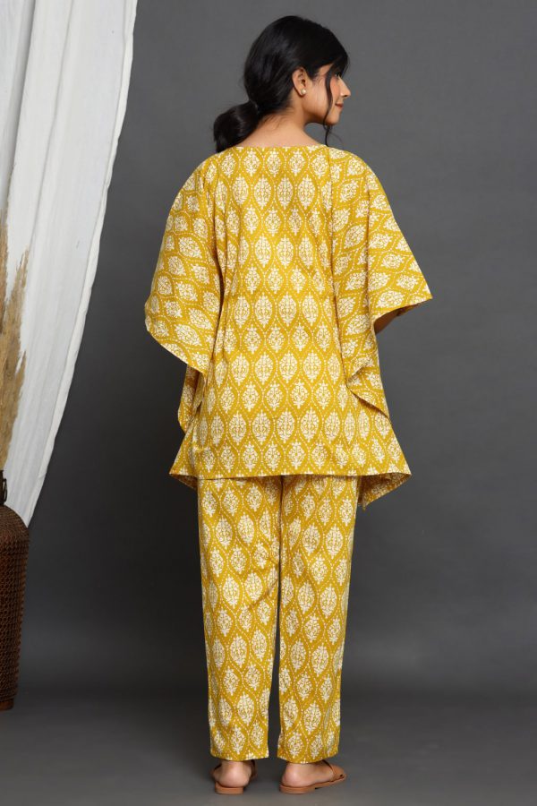 Yellow Tie Up Printed Short Kaftaan with Pants - Image 3