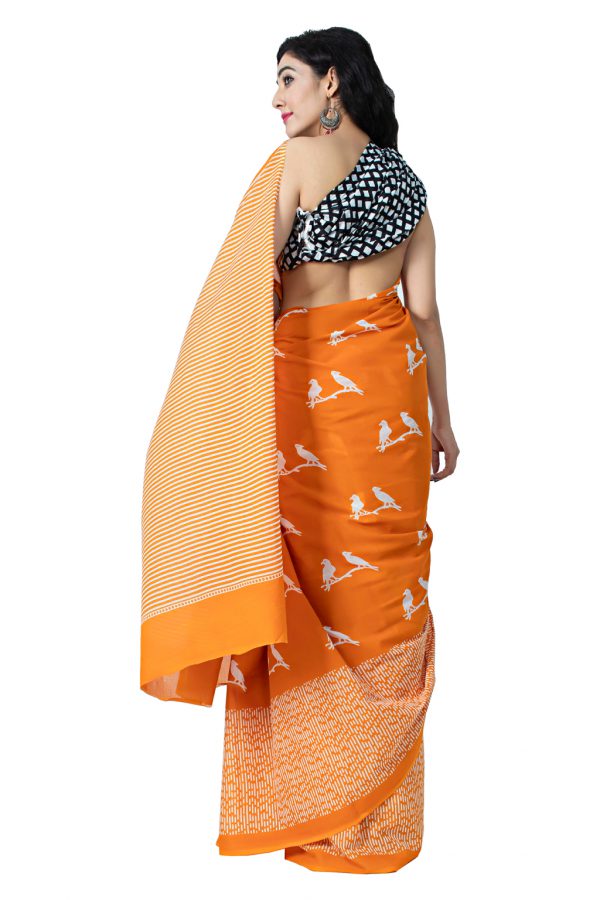 Printed Pure Cotton Saree with Blouse Piece- Formal & Party Wear - Image 4