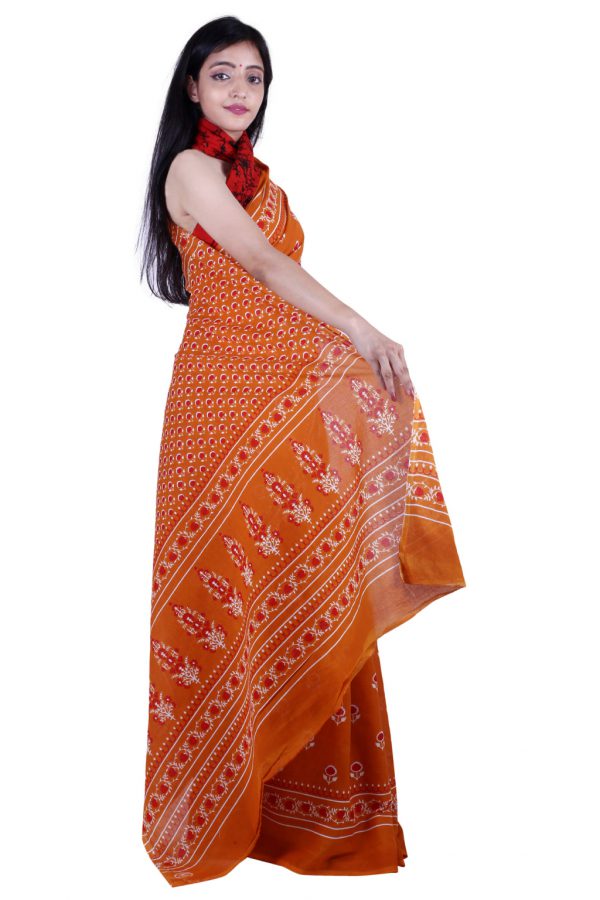 Printed Pure Cotton Saree with Blouse Piece- Formal & Party Wear - Image 2