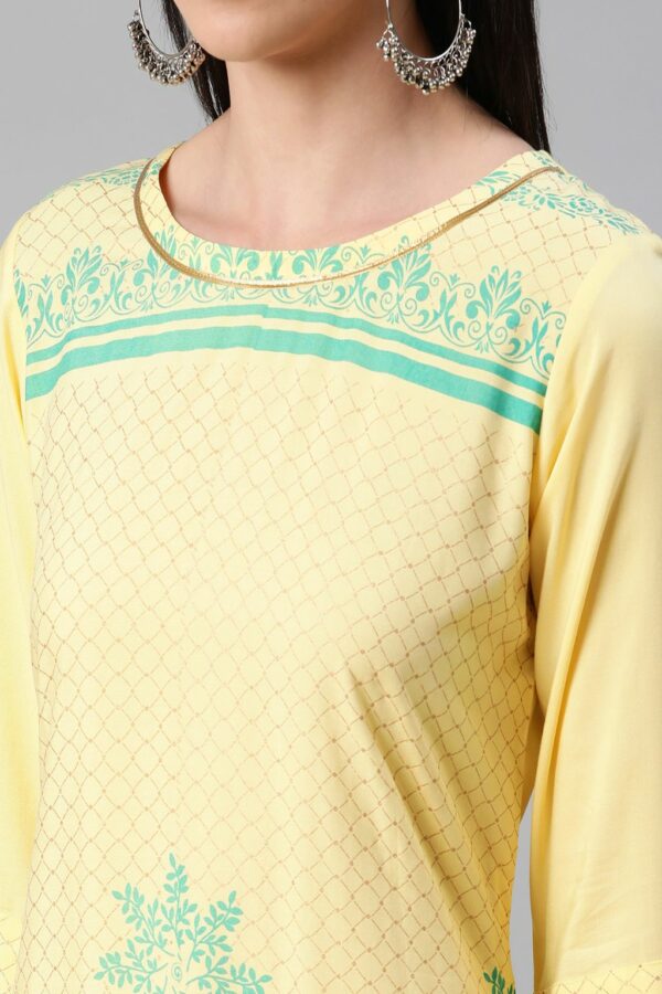 Yellow Color Khari Print Straight Kurta - Image 4