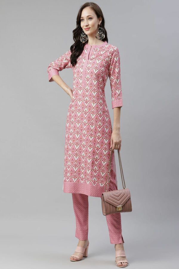 Pink Color Digital Printed Straight Kurta - Image 5