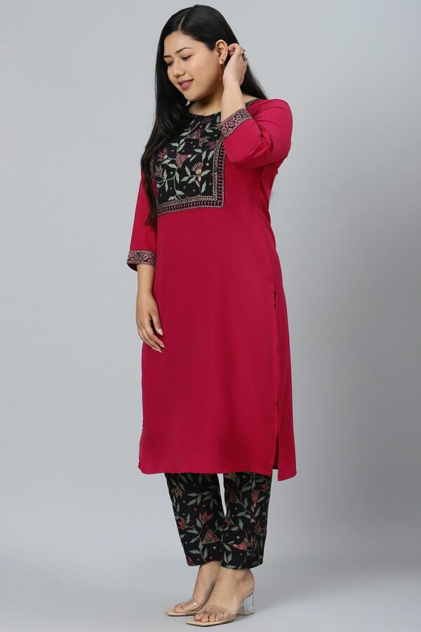 Pink Colour Solid Straight Crepe Kurta With Pant - Image 2