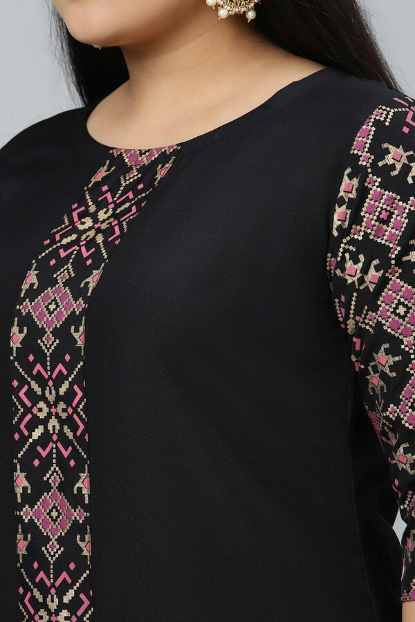 Black Colour Solid Straight Crepe Kurta With Pant - Image 4