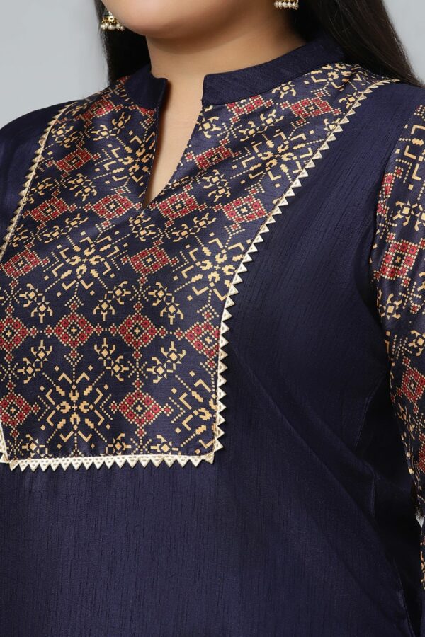 Navy Blue Poly Silk Screen Printed Straight Kurta With Pant Set - Image 4